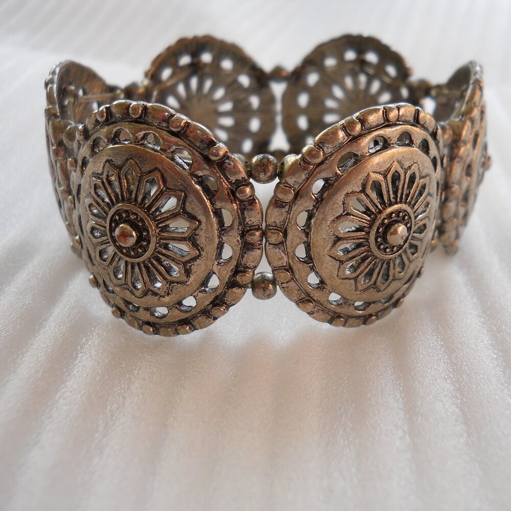 Shield Bracelet  330